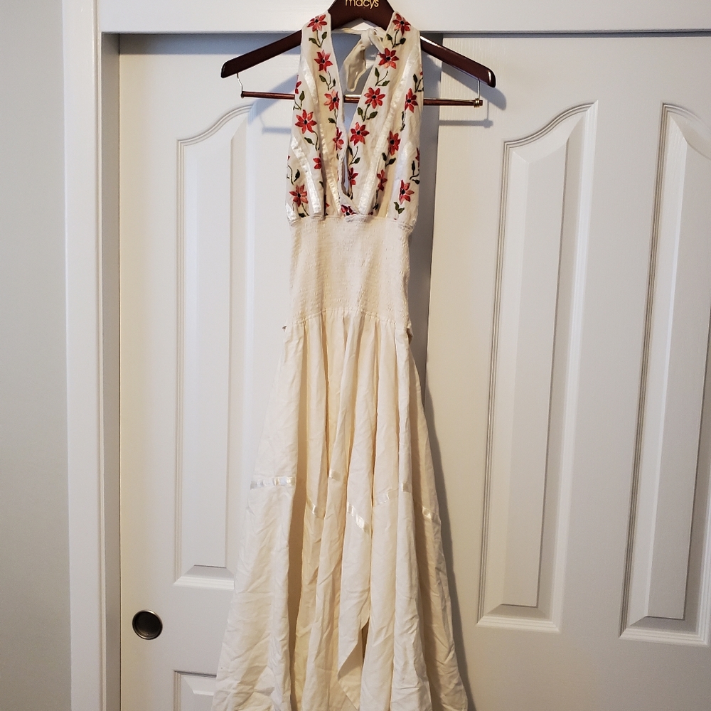 Vintage boho embroidered halter dress